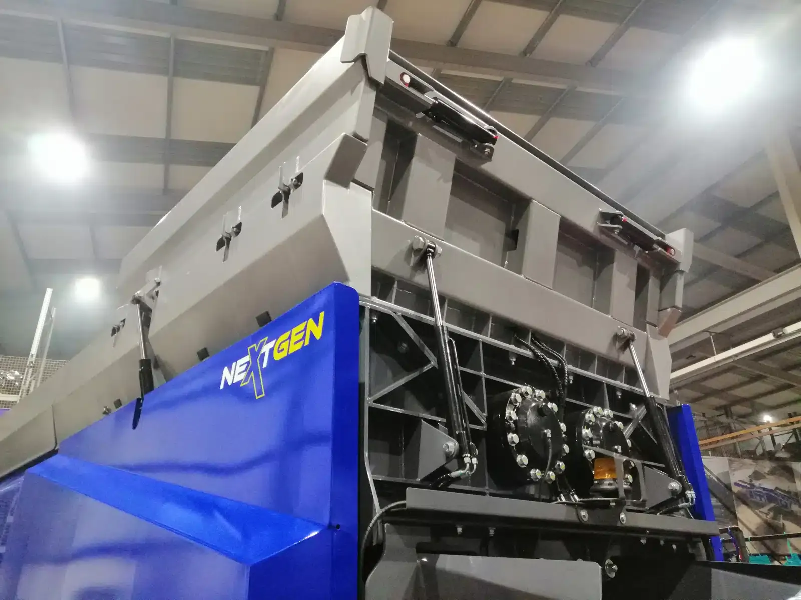 edge innovative shredder chamber