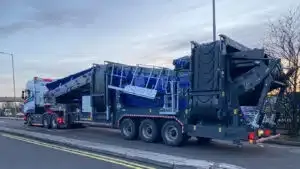 mobile crusher transportation