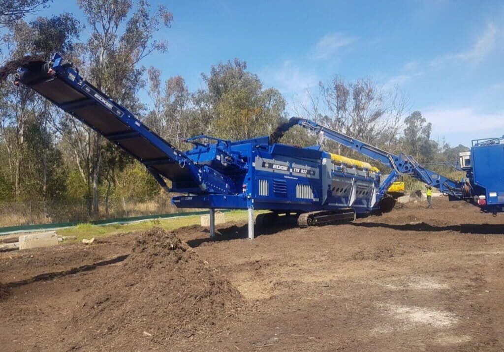 edge trt 822 stacker on site in mission bc